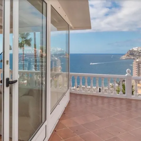 Sunset Balcony With Ocean Views Vakantiehuis