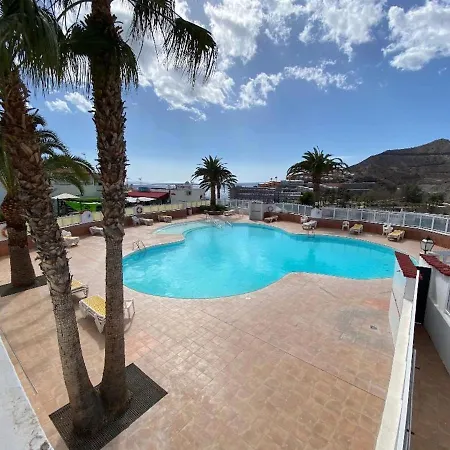 Vakantiehuis Sunset Balcony With Ocean Views *