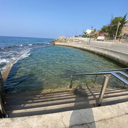 Sunset Balcony With Ocean Views Vakantiehuis *